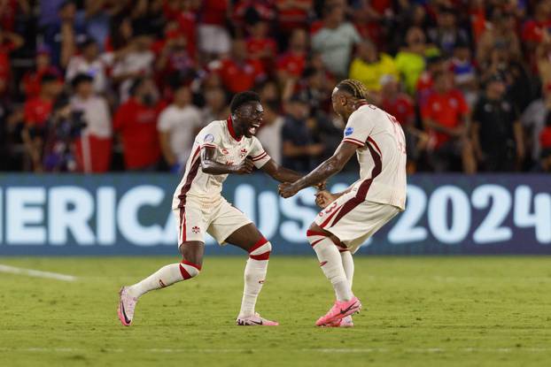 Soccer: Copa America-Canada vs Chile