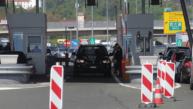 Na ulazak u Sloveniju čeka se od pola sata do sat vremena