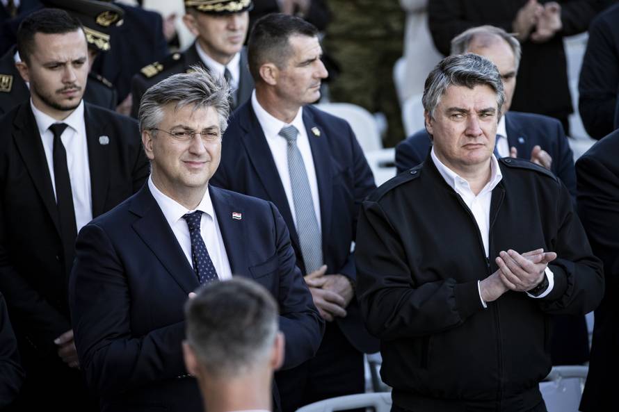 FOTO Plenković i Milanović sjeli su jedan kraj drugoga, ali na licima im nije bilo oduševljenja