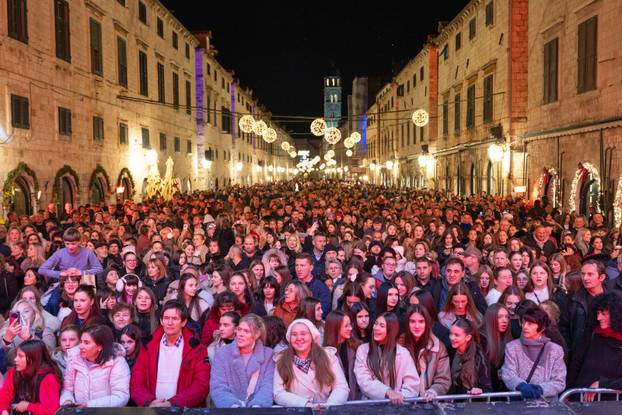Koncertom Doris Dragović počeo 12. Dubrovački Zimski Festival