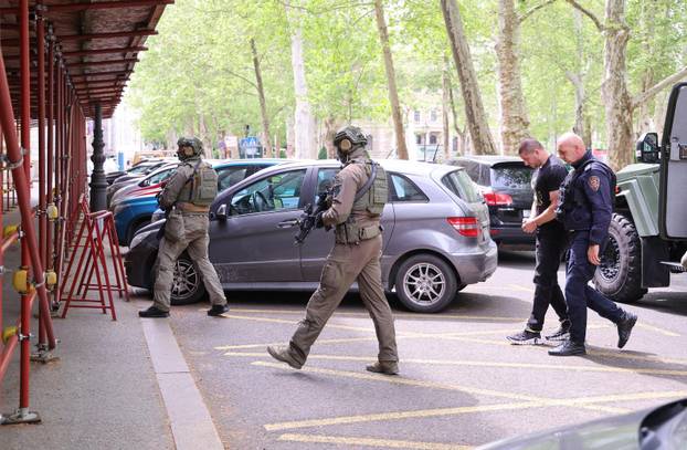 Petar Ćosić i Manuel Vulić Veneno dovedeni su na sud u Zagreb pod jakim mjerama osiguranja