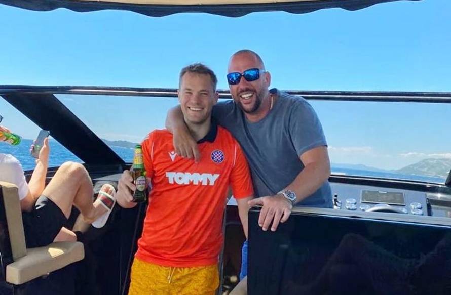 Bayern oštro kaznio Neuera zato što je branio kuma Hrvata!