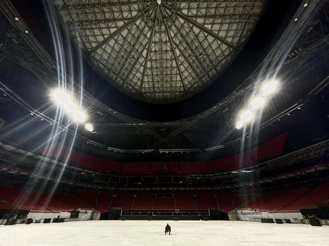 Kanye ne želi napustiti stadion dok ne završi svoj novi album