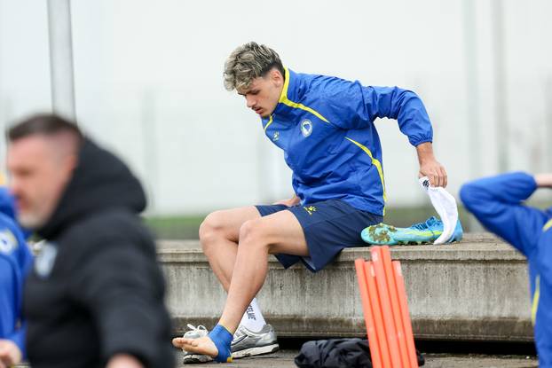 Sarajevo: Trening nogometne reprezentacija BiH uoči finalne utakmice doigravanja za Svjetsko prvenstvo