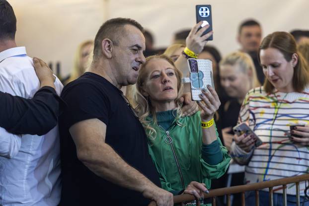 Žminj: Koncert Jelene Rozge za Valentinovo 