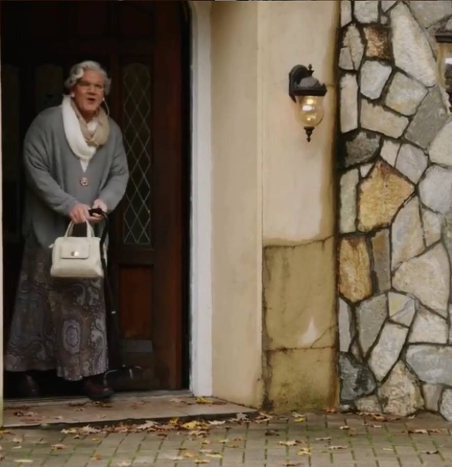 Ramsay postao stari, bradati djed: Prerušio se i otišao ručati