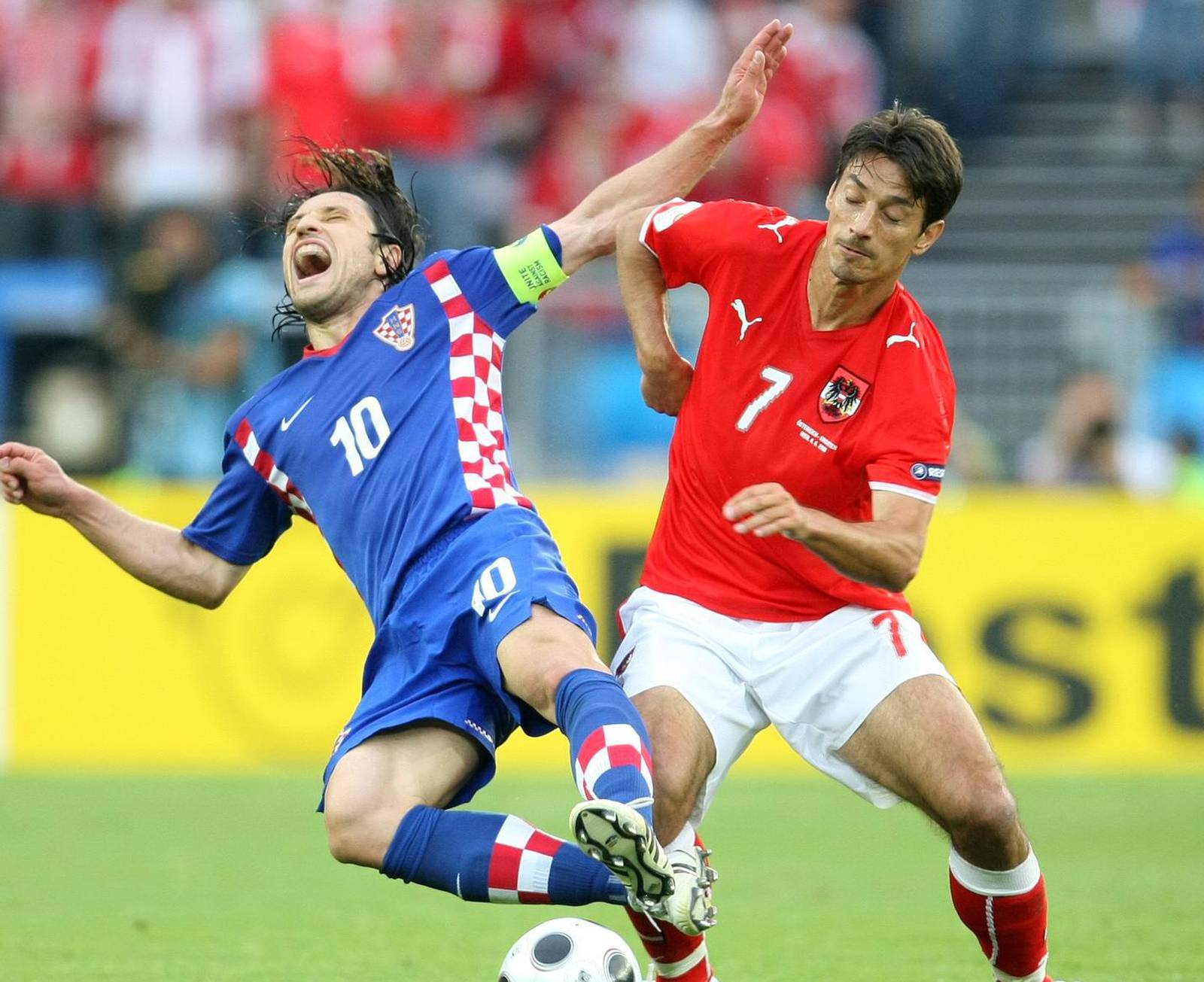 Be?: Nogomet, EURO 2008, Hrvatska - Austrija