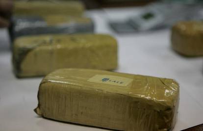 Rijeka: Diler je prelijevao čokoladom pakete heroina
