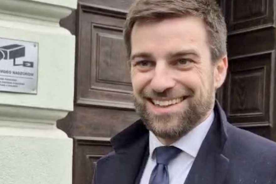 Video Dabrin Lawyer: Realistically to expect to go out of freedom by the end of next week