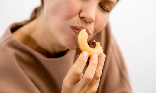 Nalazi se i tamo gdje ga nikako ne o&ccaron;ekujete: Pametni koraci do manjeg unosa &scaron;e&cacute;era