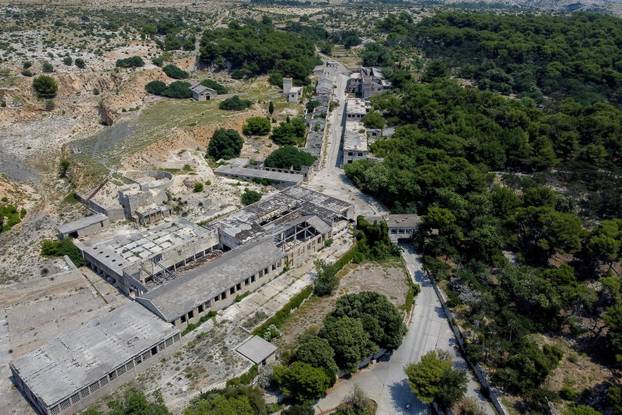 Pogled iz zraka na "Hrvatski Alcatraz"