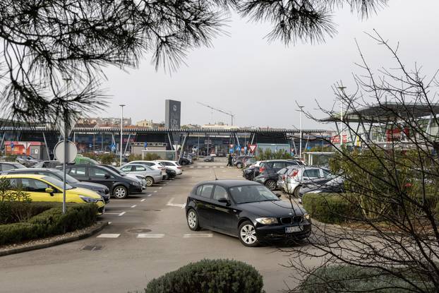Pula: Trgovački centri prazni tijekom drugog bojkota