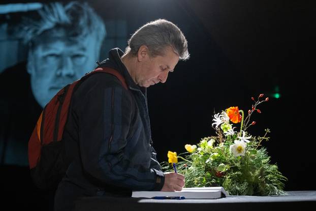 Zagreb: Komemoracija za Sinišu Šveca