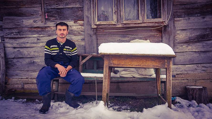 Dušan i žena sele u novu kuću: Drvena je šuplja i oštećena. Još ne spavamo, trzamo se na sve...