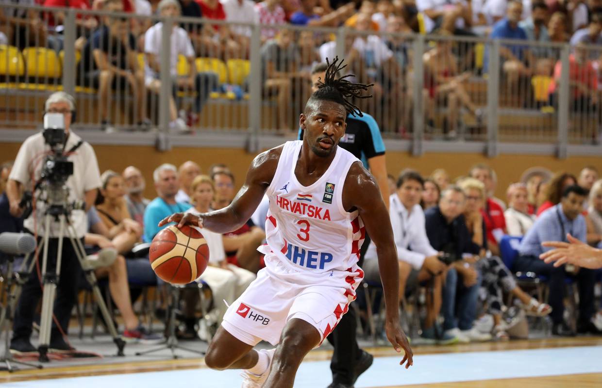 Hrvatski reprezentativac Jaleen Smith novi je igrač Partizana 24sata