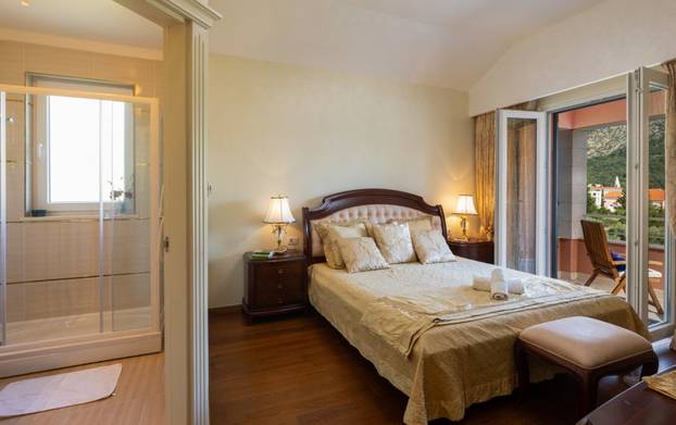 FOTO Raskoš kod Dubrovnika: Prodaju obiteljsku vilu od 400 kvadrata! Traže 3 milijuna eura