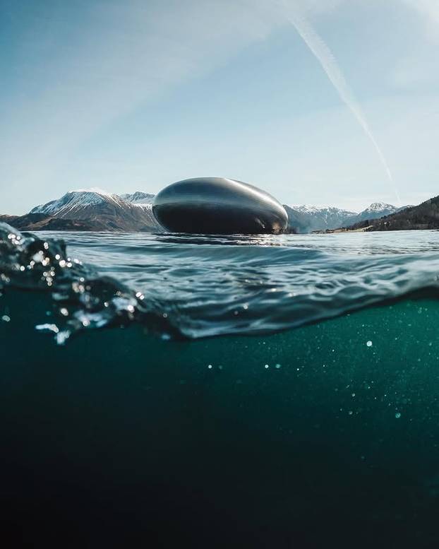 FOTO Spektakl na vodi: Biste li jeli u ovom futurističkom restoranu u norveškom fjordu?