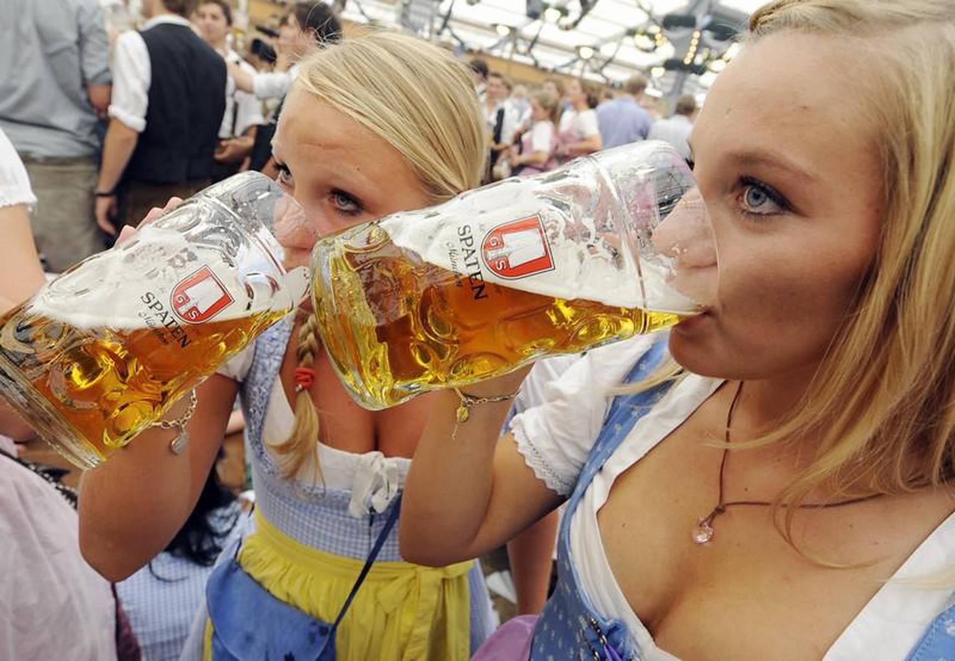 Oktoberfest Sluts