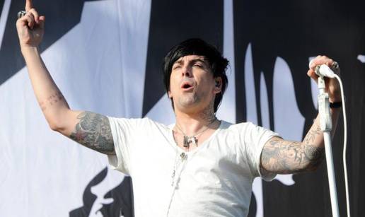 Ian Watkins nasmrt izboden u zatvoru!  Istraga još uvijek traje