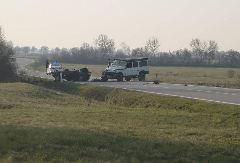 Tragedija kod Livna:  Četvero mladih ljudi poginulo u nesreći