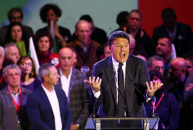 Democratic Party (PD) leader Renzi speaks during the final rally ahead of the March 4 elections in Florence,