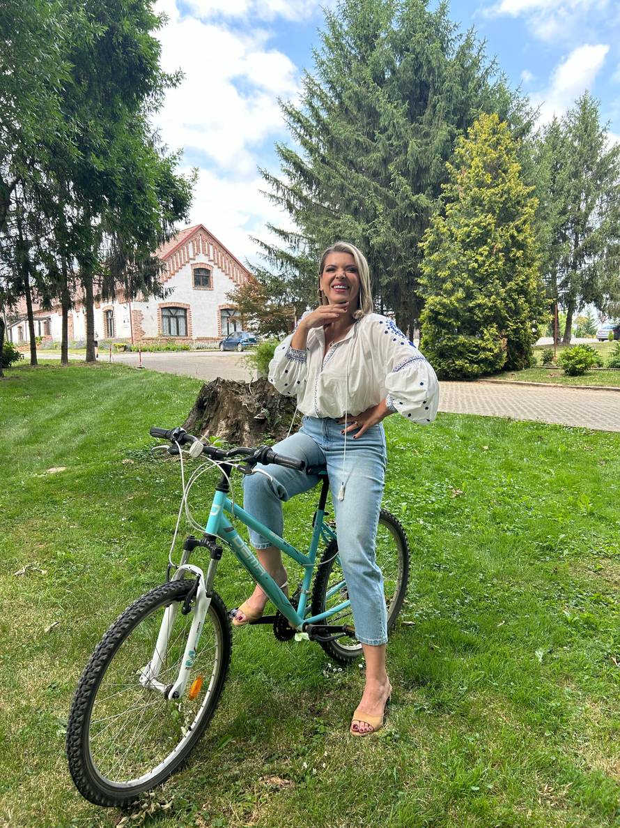 Od Češke pa do Kanade! Dame iz 'Ljubav je na selu' dokaz su da srce ne poznaje granice...