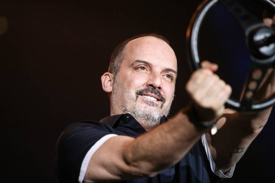 Naljutilo ga kašnjenje leta: 'Mi smo im zadnja rupa na svirali'