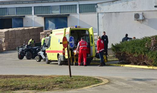 Mladić (19) je teško ozlijeđen nakon skoka na glavu u bazen