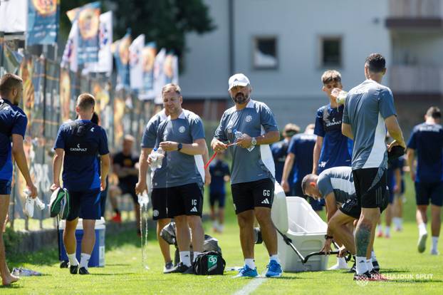 FOTO Dok neki odmaraju na Bledu, hajdukovci prolijevaju znoj! Livaja leti na treninzima