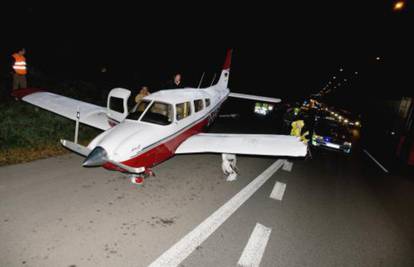 Izbjegao tragediju: Avionom sletio na brzu cestu kod Brna