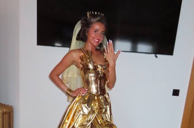 FOTO Udaje se 16-godišnja kći Tysona Furyja: Objavila fotke s raskošne djevojačke zabave