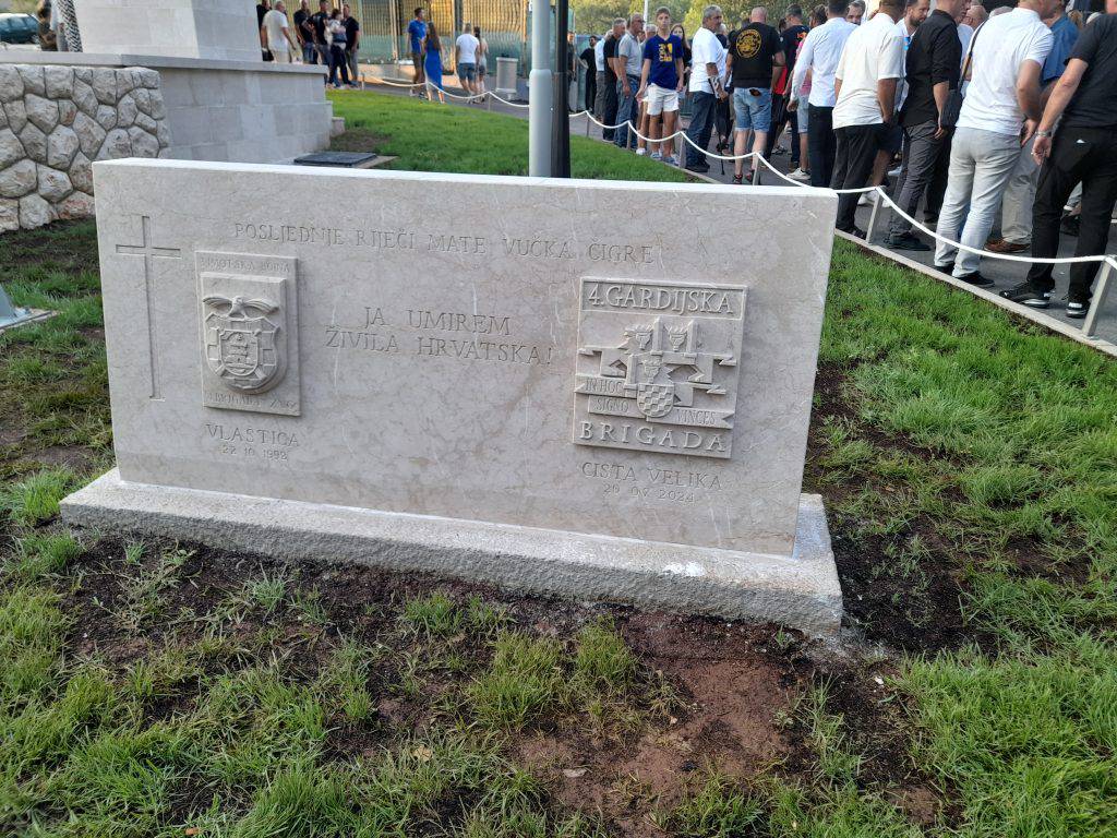 U Imotskoj krajini otvorili su spomen park branitelju Mati Vučku Čigri, došao i Medved