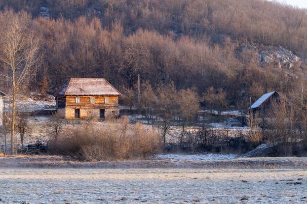 Otočac je najhladniji grad u Hrvatskoj, jutros je izmjereno -9,5