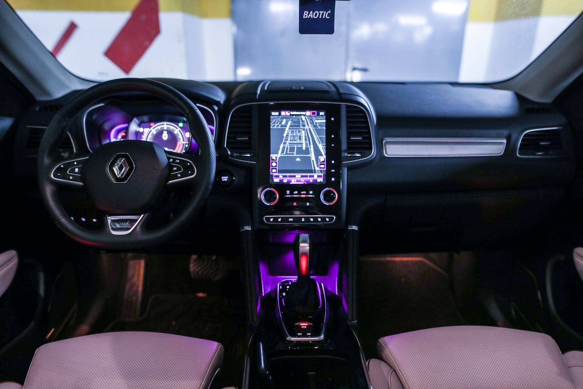 Renault Koleos je glamurozni wellness studio na kotačima