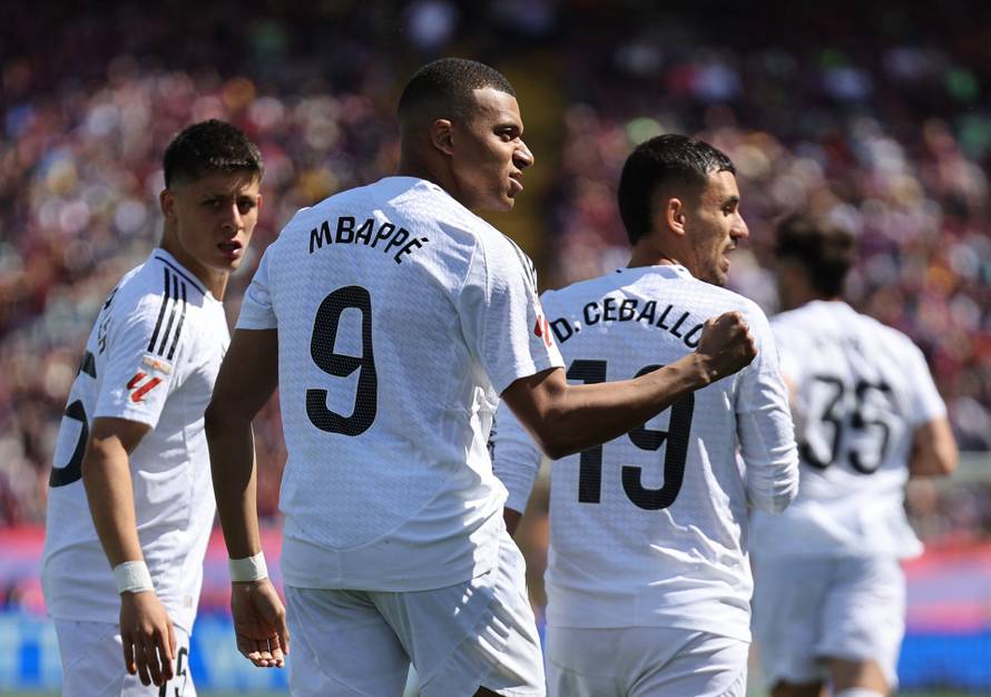LaLiga - FC Barcelona v Real Madrid
