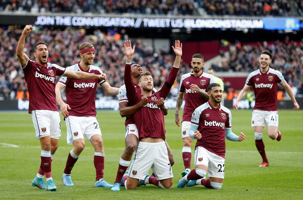 Premier League - West Ham United v Aston Villa