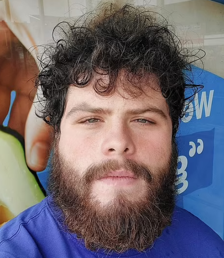 Brutalni pokolj u Plymouthu: Mladić (23) poznavao žrtve? U krvavom pohodu ubio i curicu