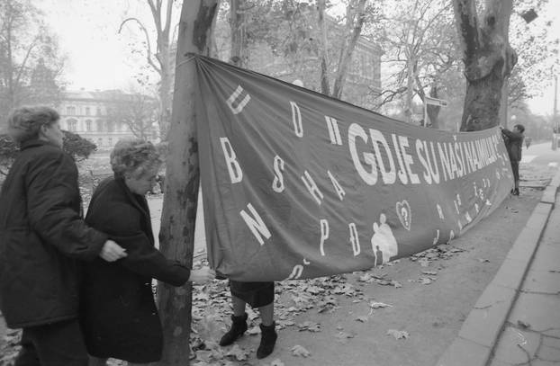 Prosvjed u Zagrebu za sve nastale u Vukovaru, 13.11.1995.