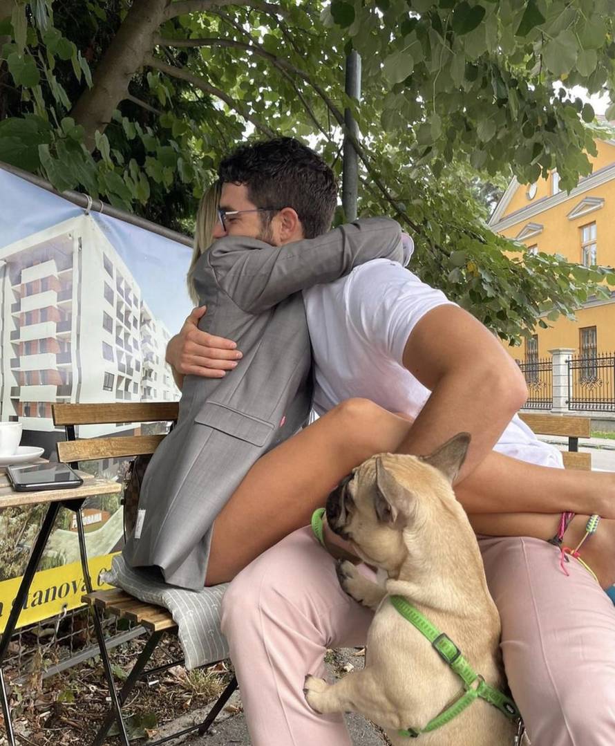 'Savršeni' emotivno o Stankici: 'Najljepše stvari u životu ne stanu u jednadžbe ni formule'