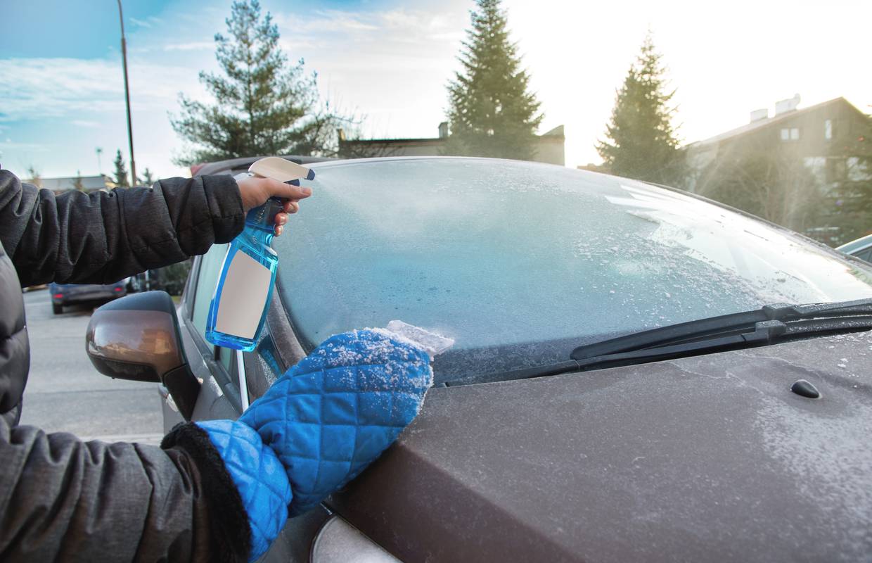 Uz ovih 8 trikova zaštitite auto od hladnoće i leda: Vaša stakla, brave i brisači neće se zalediti