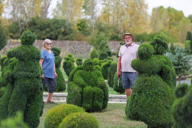 Bajkoviti vrt u srcu Međimurja: Prvi i jedini Topiary park u Hrvatskoj krije se u Sračincu