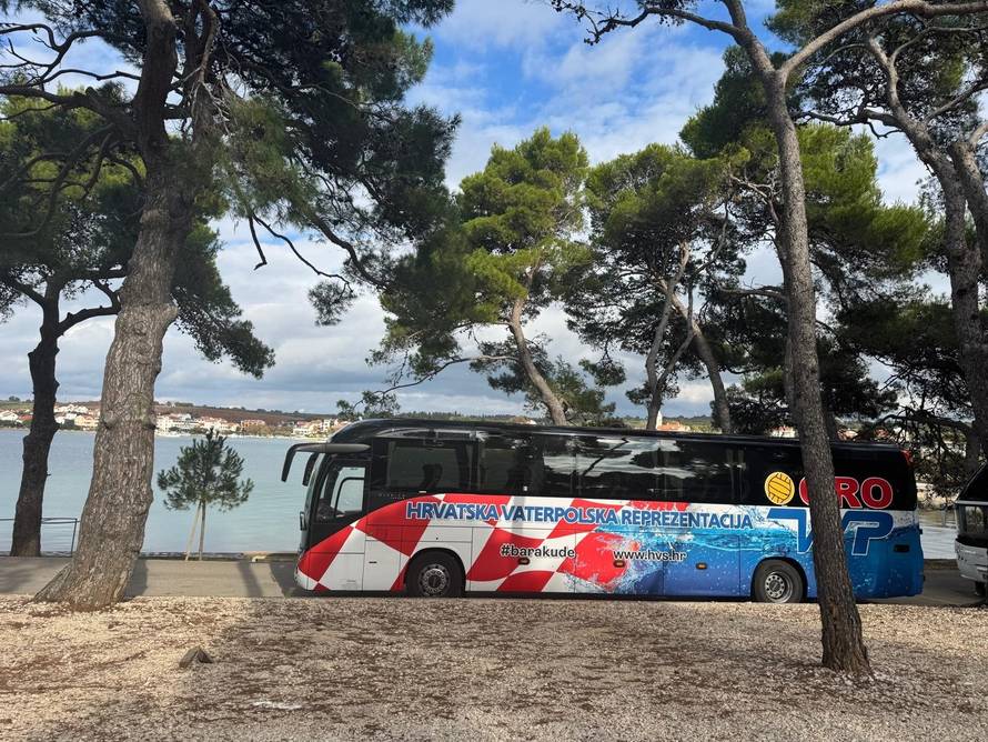 ZBOGOM ŽIVCIRANJU U KOLONI: Zašto je autobus opet 'in' za put na more, ali i do Slavonije?