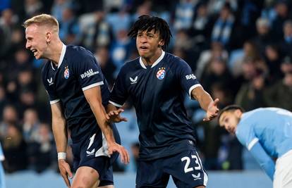 UŽIVO Karlovac - Dinamo 0-4: Poker 'modrih' u prvom dijelu. Izašli su motivirani i dominirali