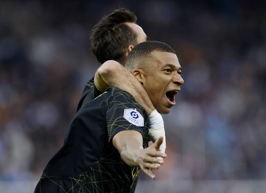 Ligue 1 - Auxerre v Paris St Germain