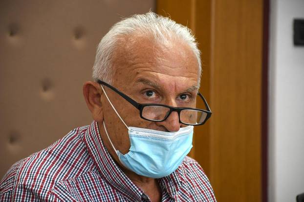 Bjelovar: Župan Bajs potpisao novi set ugovora za zadržavanje liječnika u Općoj bolnici