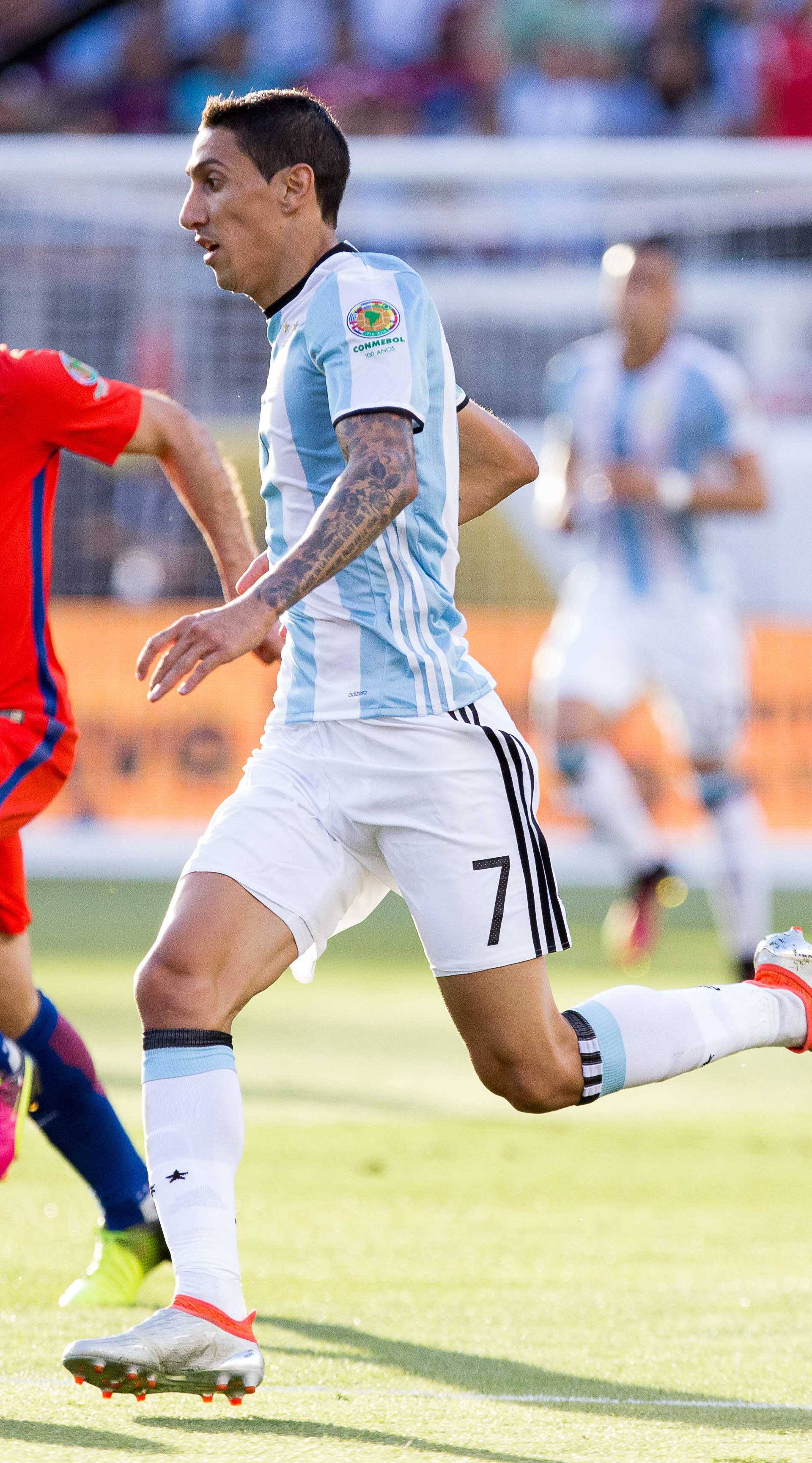 Soccer: 2016 Copa America Centenario-Argentina at Chile