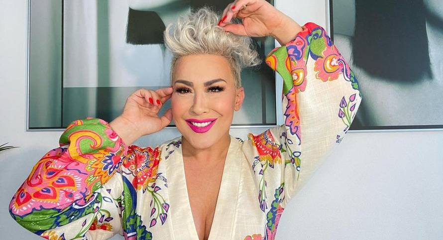 Indira Levak objavila selfie sa suprugom i otkrila: 'Oboje smo ranjeni. Mjesecima živim u boli'