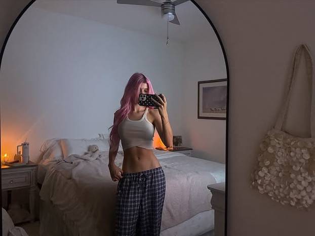 FOTO Od slavnih roditelja do vruće zvijezde Instagrama - ova influencerica ne zna za granice