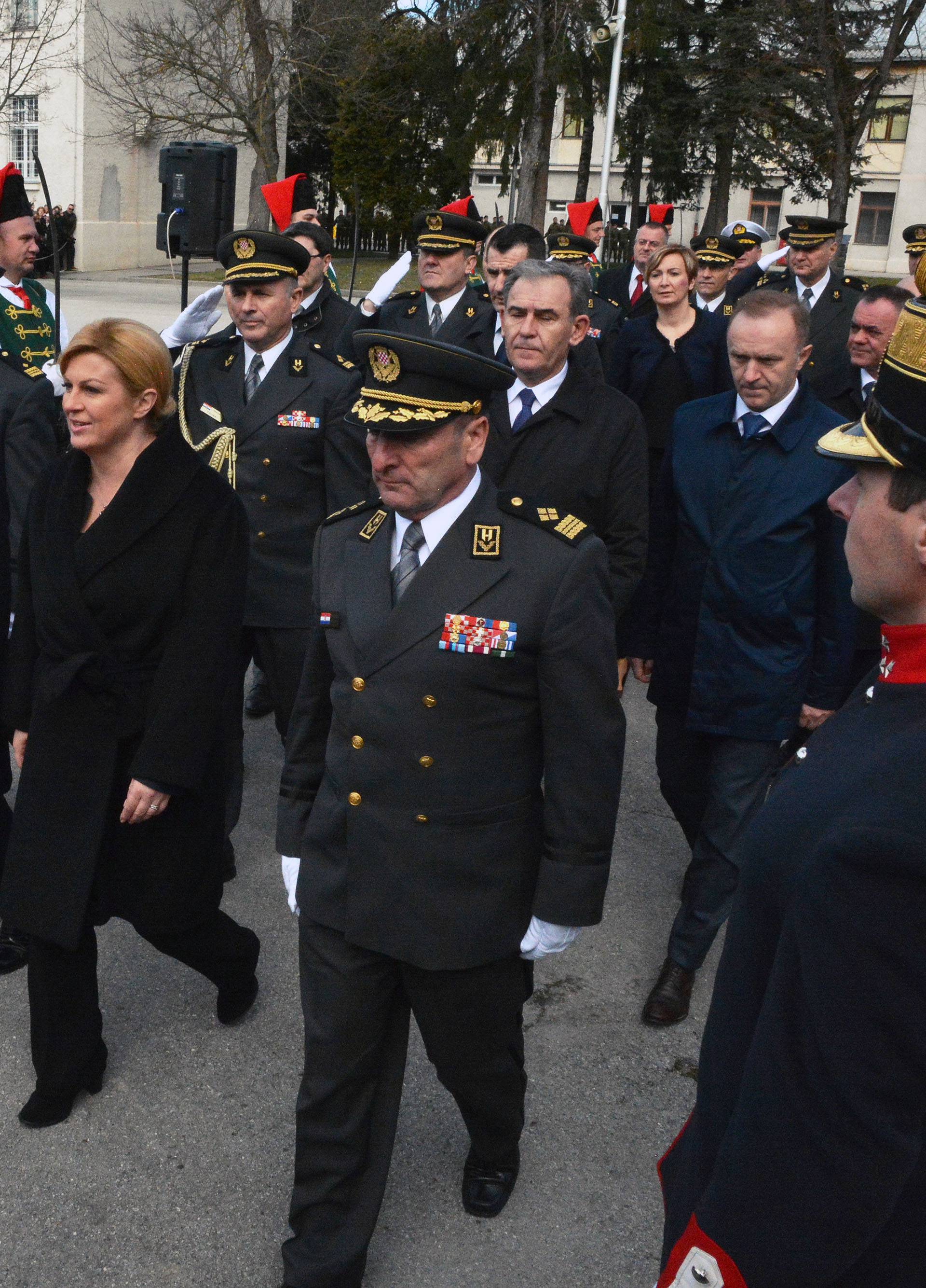 Kolinda dobrovoljcima: 'Vi ste nasljednici hrvatskih branitelja'