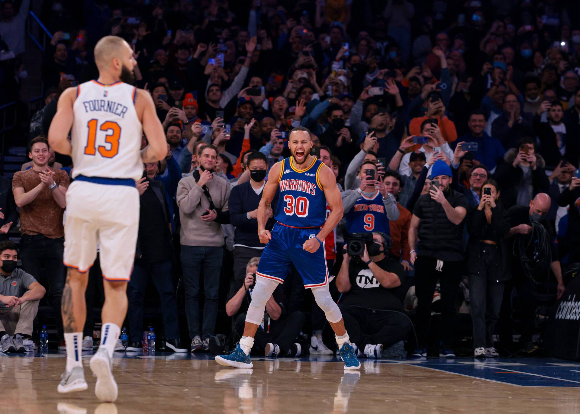 NBA: Golden State Warriors at New York Knicks